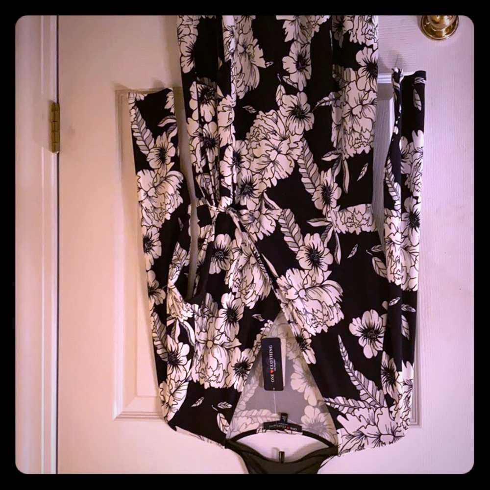 New Womens cocktail dress! Never worn